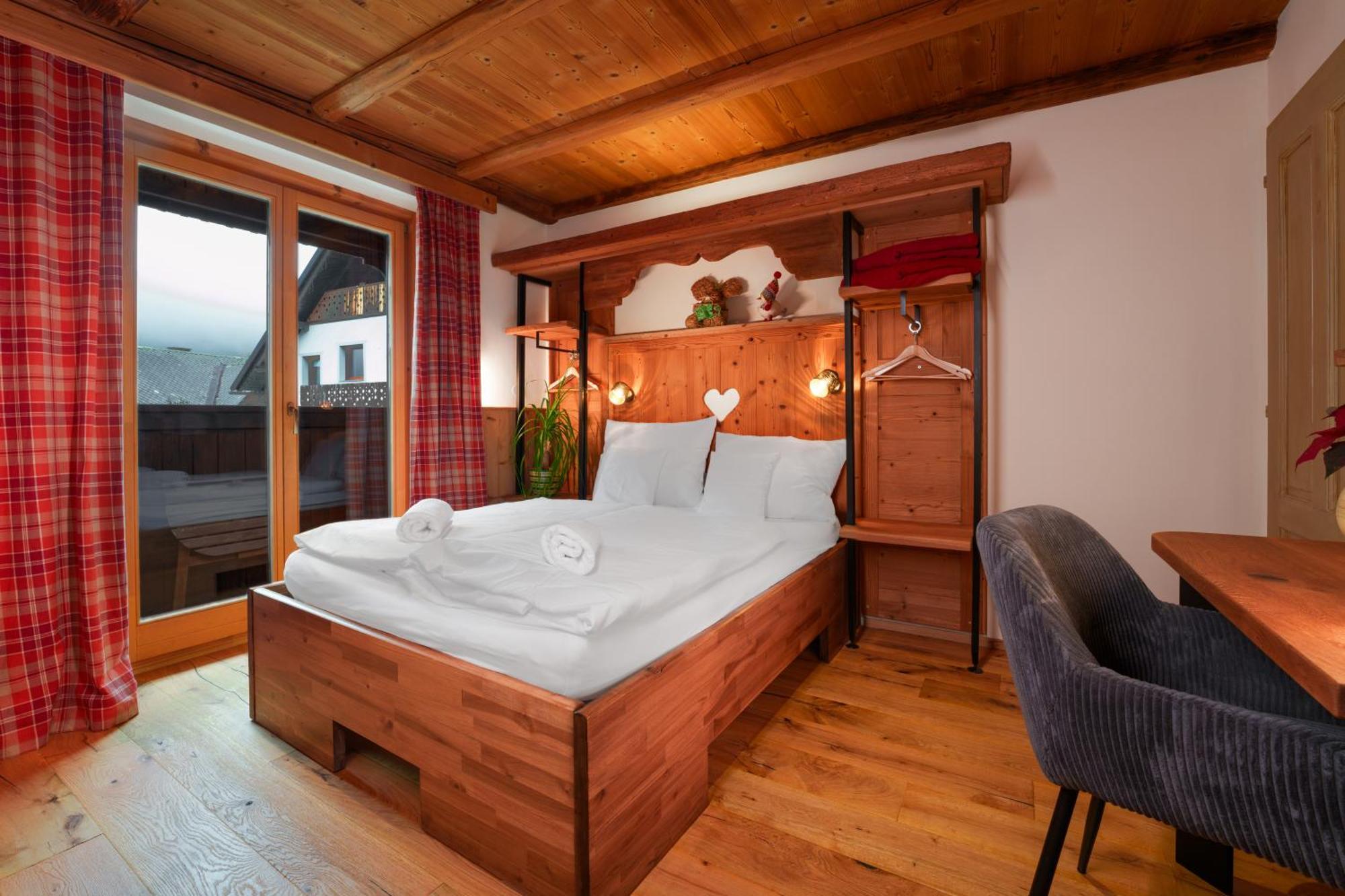 Gostilna Pri Martinu Otel Kranjska Gora Dış mekan fotoğraf