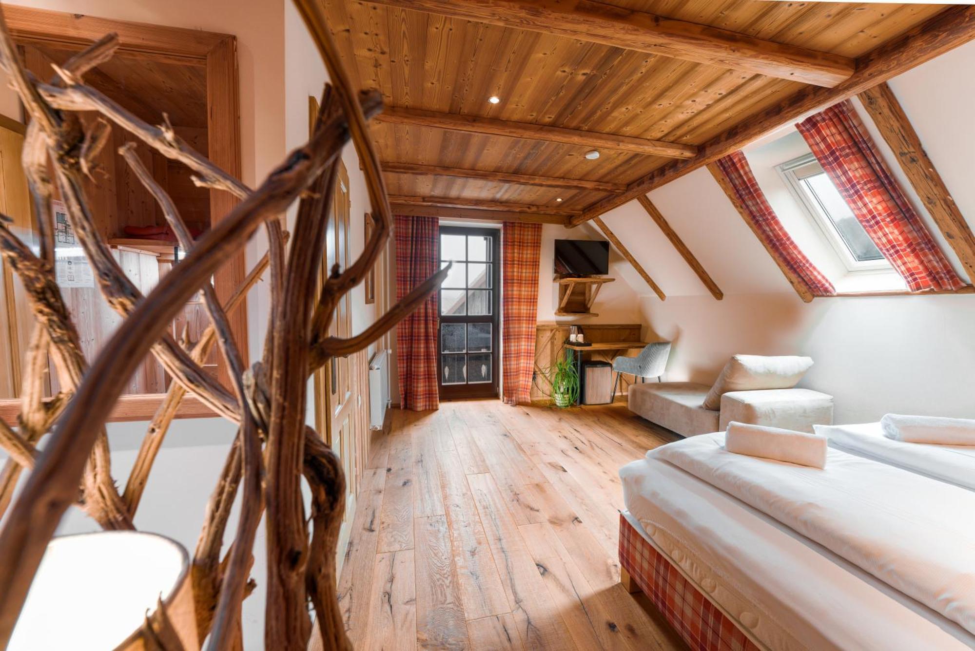 Gostilna Pri Martinu Otel Kranjska Gora Dış mekan fotoğraf