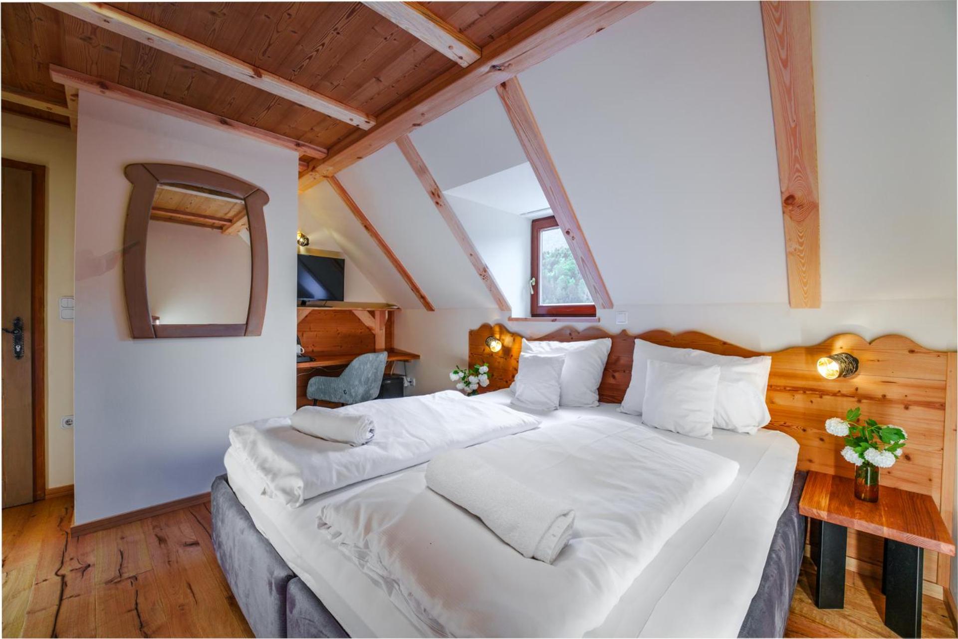 Gostilna Pri Martinu Otel Kranjska Gora Dış mekan fotoğraf